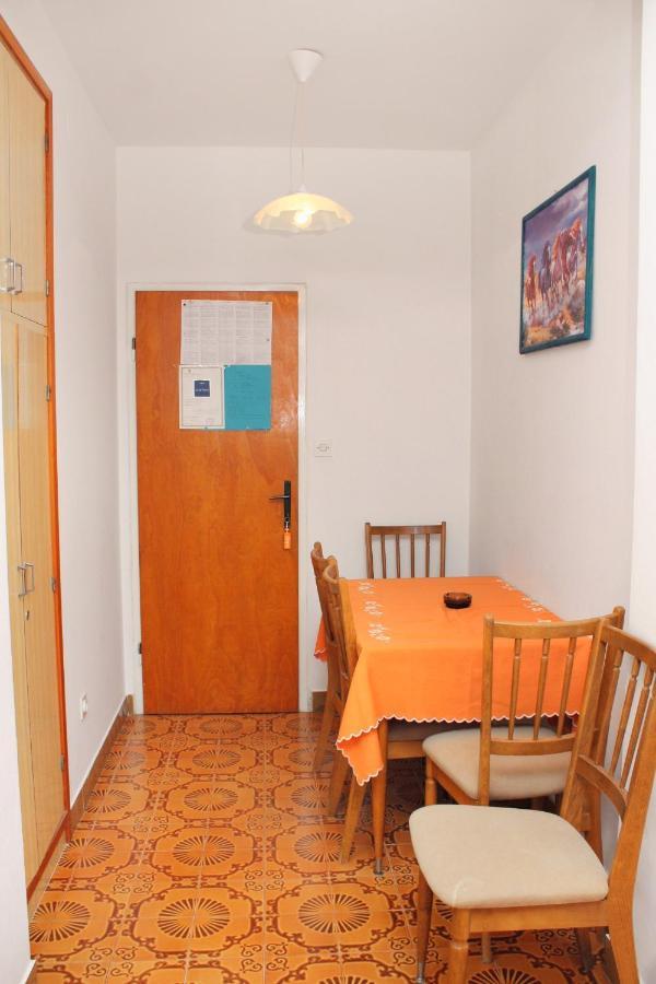 Apartments And Rooms With Parking Space Palit, Rab - 5061 Eksteriør billede